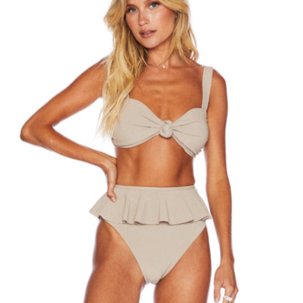 Brand New Tan/Cream Beach Riot swimsuit SET